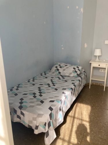 Alquiler en Málaga con estilo habitación exterior con balcón – Life in Málaga.