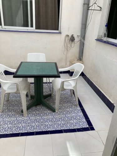 Descubrí Life in Málaga habitación exterior con balcón disponible ahora.