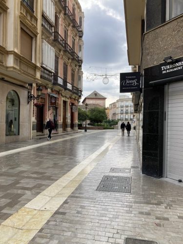 Piso compartido en Málaga con habitación exterior – reservá ya.