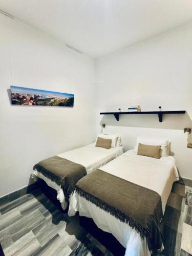 Amplio-y-luminoso-apartamento-Plz-de-la-Merced-Life-in-Malaga-12