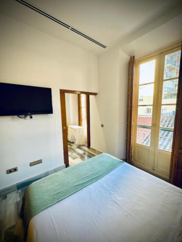 Amplio-y-luminoso-apartamento-Plz-de-la-Merced-Life-in-Malaga-20