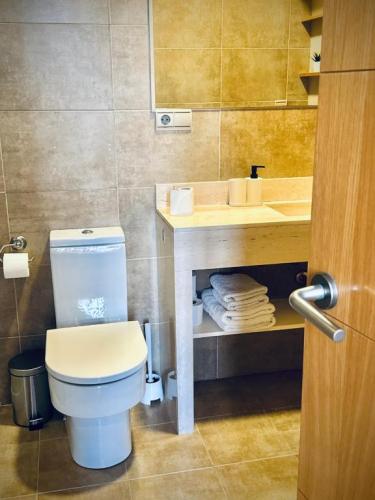Amplio-y-luminoso-apartamento-Plz-de-la-Merced-Life-in-Malaga-24