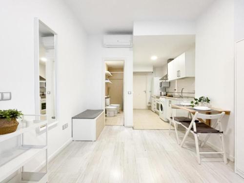Estudio-Malaga-Centro-Life-in-Malaga-16
