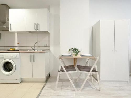 Estudio-Malaga-Centro-Life-in-Malaga-2