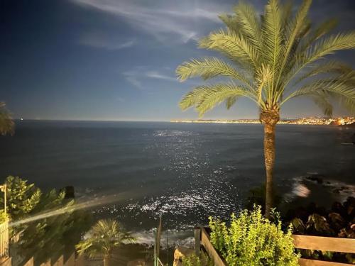 Golf-Beach-Apartment-in-Costa-del-Sol-Life-in-Malaga-Apartamento turístico centro histórico de Málaga