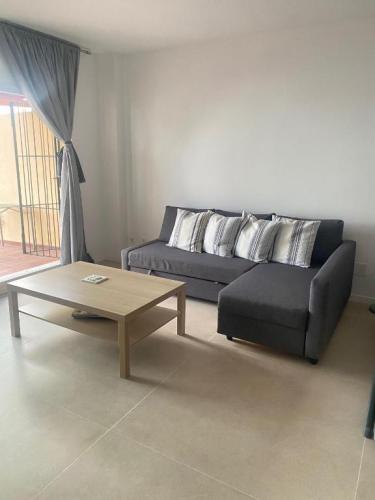 Golf-Beach-Apartment-in-Costa-del-Sol-Life-in-Malaga-Apartamento ideal para teletrabajar con buena conexión a internet en Malaga