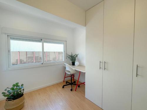 Moderno-apartamento-Plz-de-la-Merced-Life-in-Malaga-24