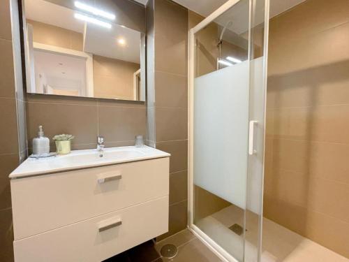 Moderno-apartamento-Plz-de-la-Merced-Life-in-Malaga-30