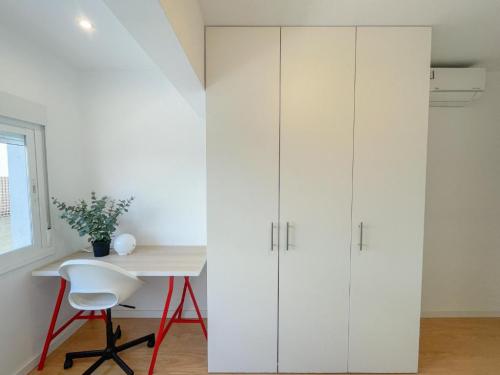 Moderno-apartamento-Plz-de-la-Merced-Life-in-Malaga-31