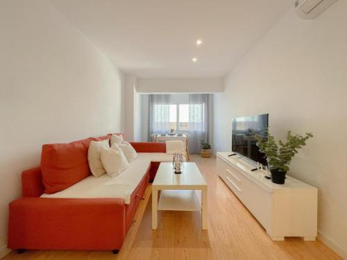 Moderno-apartamento-Plz-de-la-Merced-Life-in-Malaga-4