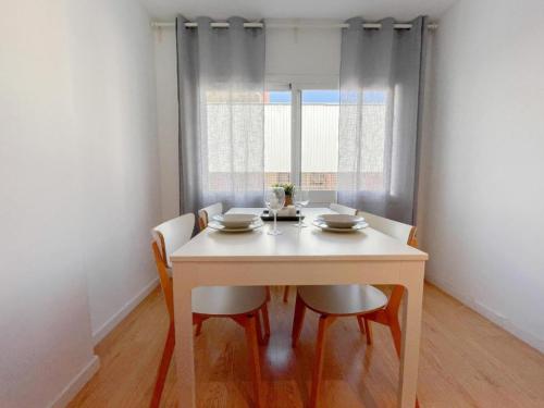 Moderno-apartamento-Plz-de-la-Merced-Life-in-Malaga-40