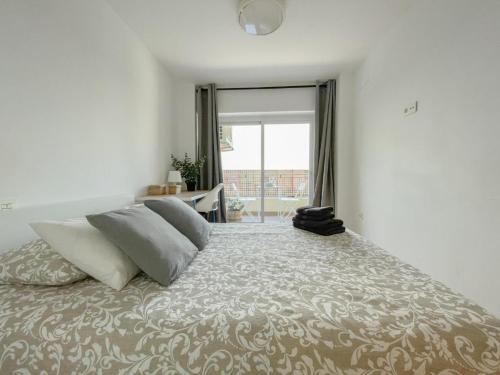 Moderno-apartamento-Plz-de-la-Merced-Life-in-Malaga-41